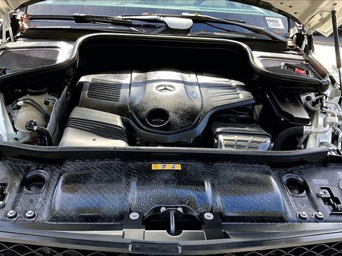 Used 2021 Mercedes-Benz GLS 450 4MATIC image 31