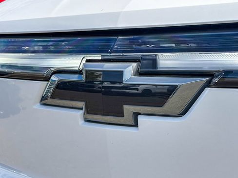 Used 2024 Chevrolet Silverado EV RST AWD/4WD image 14