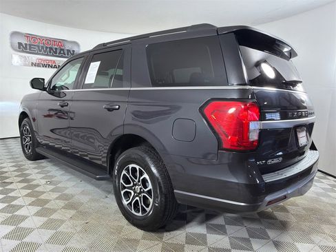 Used 2024 Ford Expedition XLT image 6