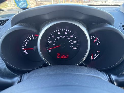 Used 2012 Kia Soul + image 14