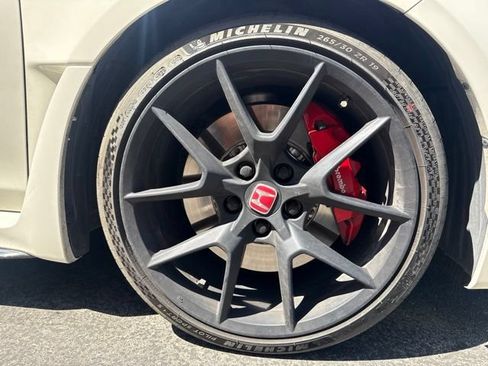 Used 2023 Honda Civic Type R image 6