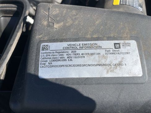 Used 2020 GMC Sierra 2500 Denali w/ Denali Ultimate Package image 12