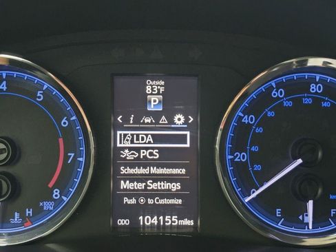 Used 2018 Toyota Corolla SE FWD image 24