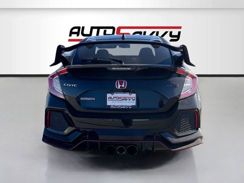 Used 2019 Honda Civic Type R image 6
