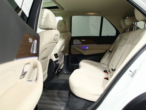 Used 2020 Mercedes-Benz GLE 350 4MATIC image 29