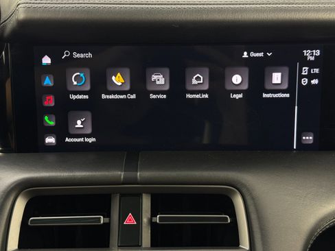 Used 2020 Porsche Taycan image 27