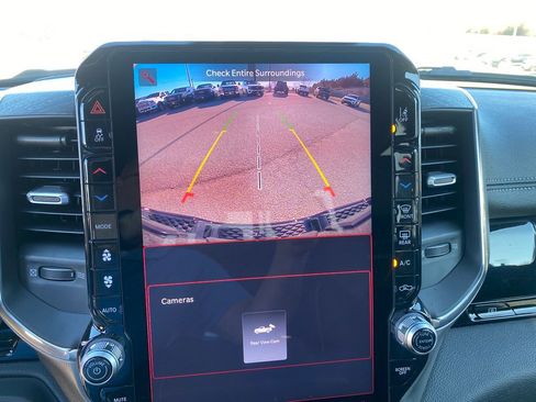 Used 2025 RAM 1500 Laramie w/ Night Edition image 22