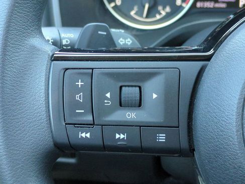 Certified 2021 Nissan Rogue SV image 22