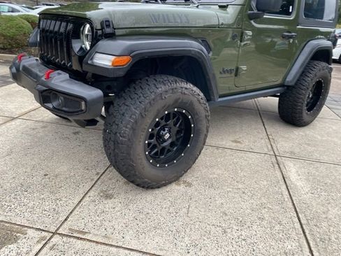 Used 2021 Jeep Wrangler Sport image 9