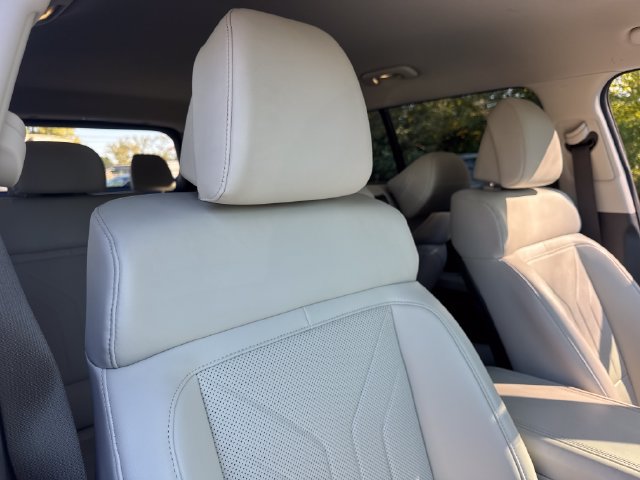 Used 2024 Hyundai Santa Fe SEL FWD image 25