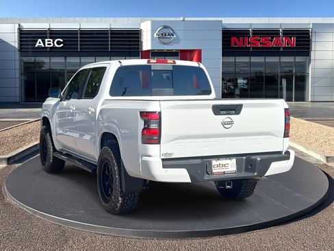 New 2025 Nissan Frontier SV w/ SV Convenience Package RWD image 7