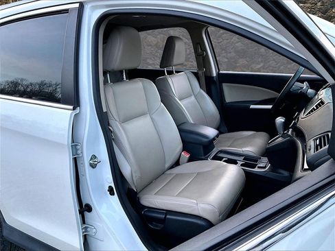 Used 2016 Honda CR-V Touring image 7