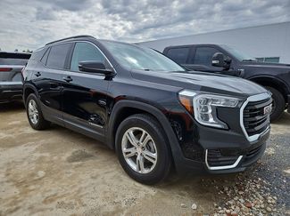 Used 2023 GMC Terrain SLE w/ Driver Convenience Package FWD video 1