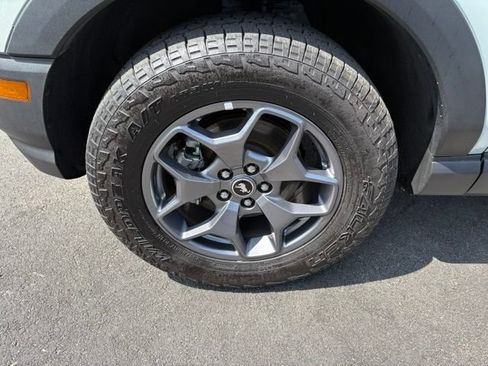 Used 2023 Ford Bronco Sport Badlands w/ Premium Package AWD/4WD image 12
