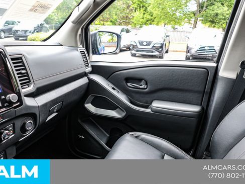 Used 2024 Nissan Frontier SL w/ Technology Package RWD image 36