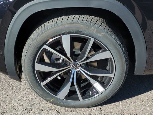 New 2026 Volkswagen Atlas SEL Premium R-Line AWD/4WD image 19