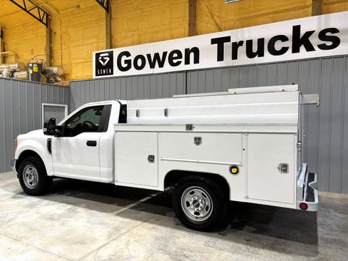 Used 2017 Ford F350 XL w/ Power Equipment Group image 5