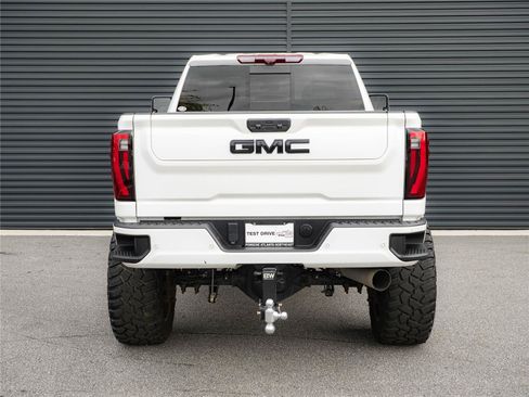 Used 2024 GMC Sierra 2500 Denali Ultimate w/ Snow Plow Prep/Camper Package AWD/4WD image 29
