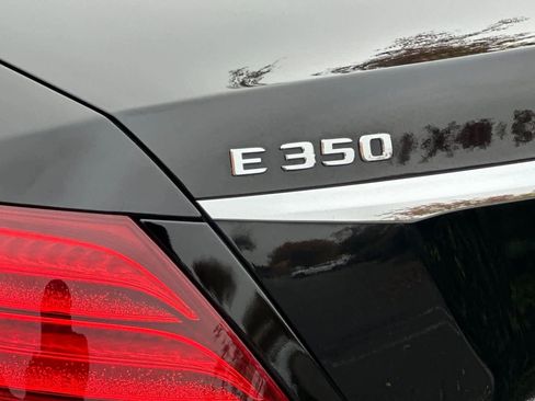 Used 2020 Mercedes-Benz E 350 Sedan image 26