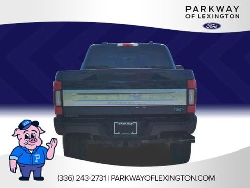 Used 2022 Ford F250 Platinum w/ FX4 Off-Road Package AWD/4WD image 4