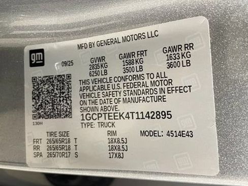 Used 2026 Chevrolet Colorado Trail Boss AWD/4WD image 26