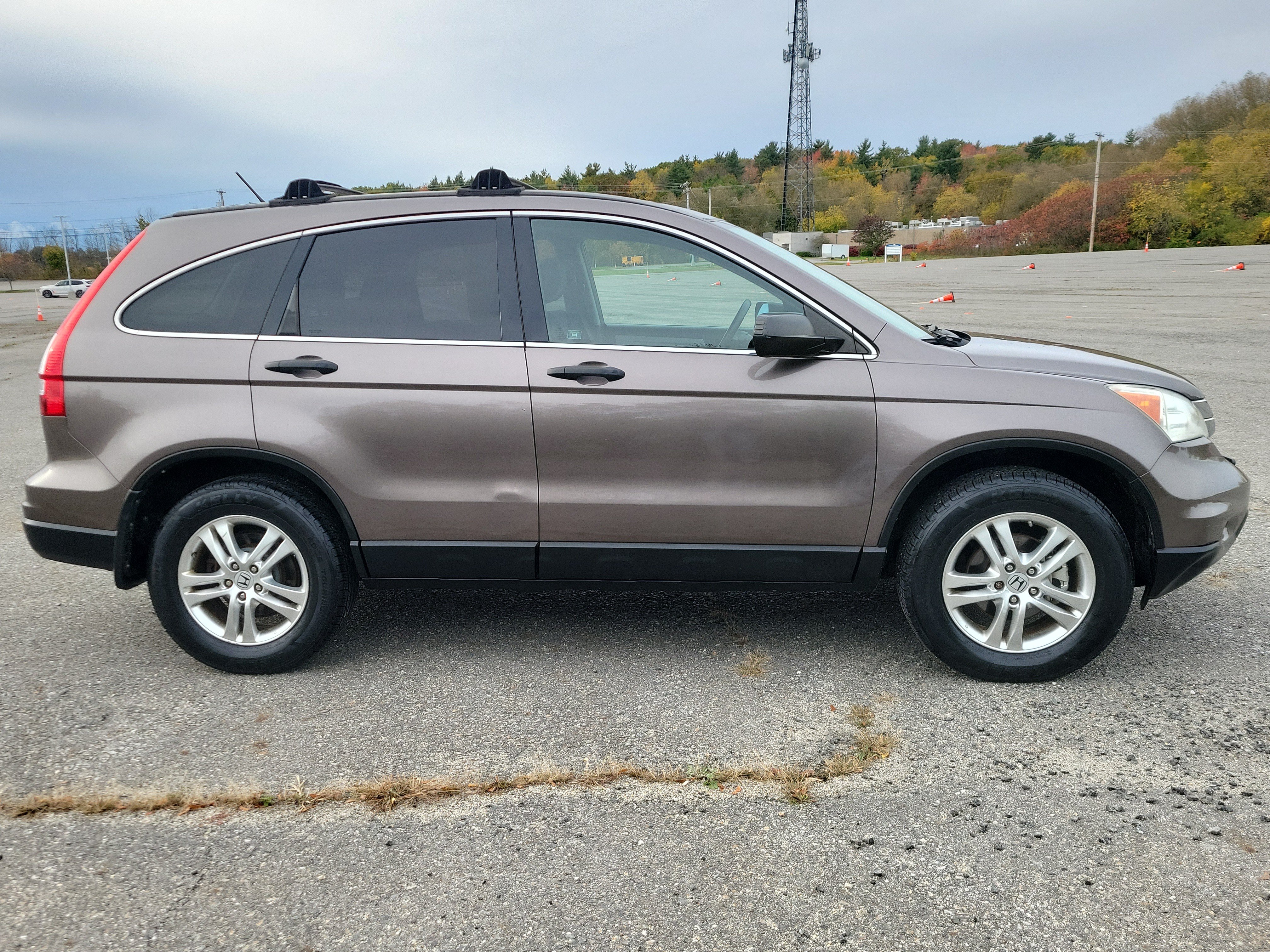 Used 2011 Honda CR-V EX image 4