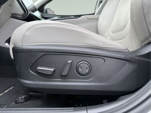 Used 2022 Hyundai Tucson Limited FWD image 8