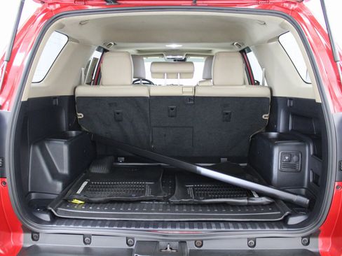 Used 2021 Toyota 4Runner SR5 Premium image 19