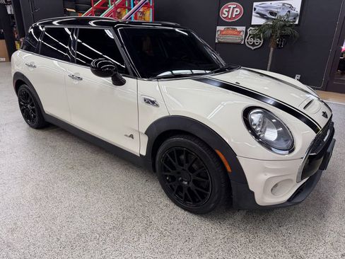 Used 2017 MINI Cooper Clubman S AWD/4WD image 7