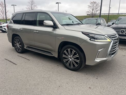 Used 2018 Lexus LX 570 4WD w/ Luxury Package image 1