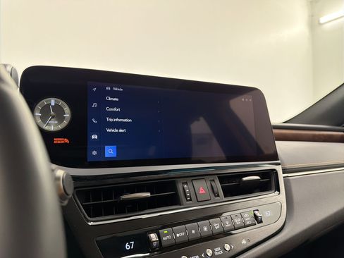 Certified 2023 Lexus ES 350 Ultra Luxury image 22