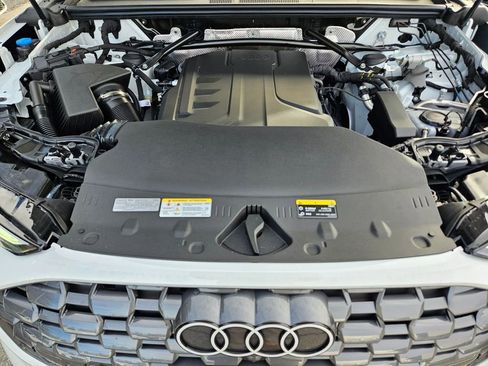 New 2025 Audi Q5 Premium Plus AWD/4WD image 24