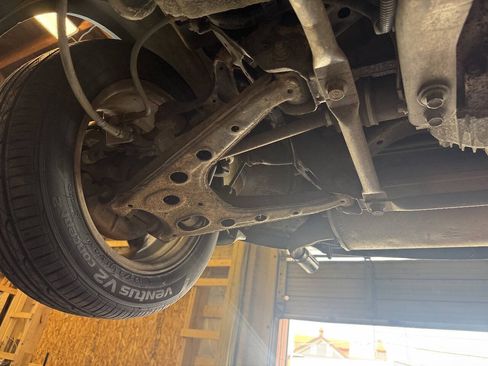 Used 2001 MAZDA MX-5 Miata RWD image 74