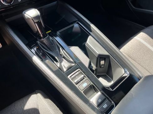 Used 2025 Honda Accord Sport image 28