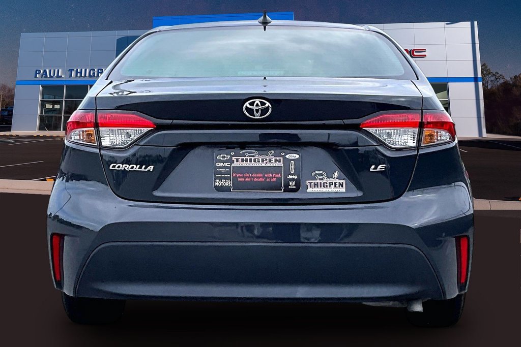 Used 2025 Toyota Corolla LE w/ Convenience Package FWD image 6