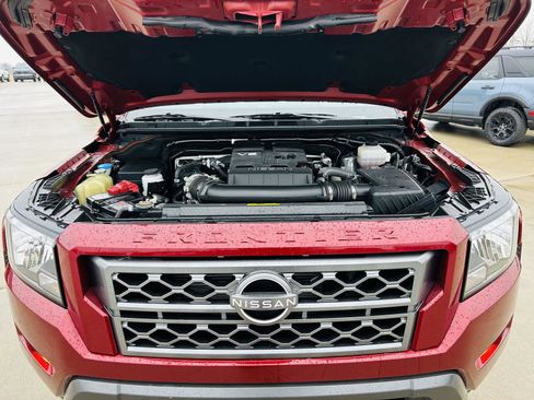 Used 2022 Nissan Frontier SV image 40