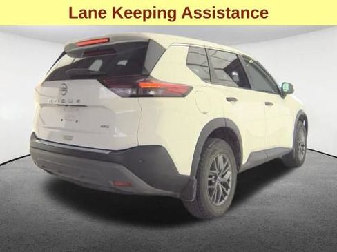 Used 2022 Nissan Rogue S AWD/4WD image 5