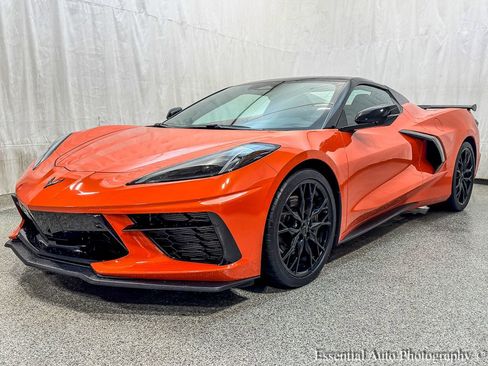 Used 2025 Chevrolet Corvette Stingray w/ Z51 Performance Package image 1