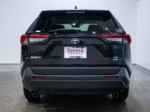 Used 2024 Toyota RAV4 LE image 8