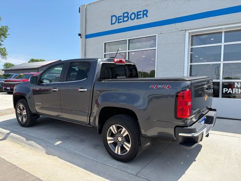 Used 2016 Chevrolet Colorado LT w/ Luxury Package, Chrome AWD/4WD image 3