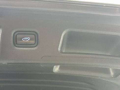 Used 2020 Hyundai Santa Fe SEL w/ Convenience + Premium Package FWD image 30