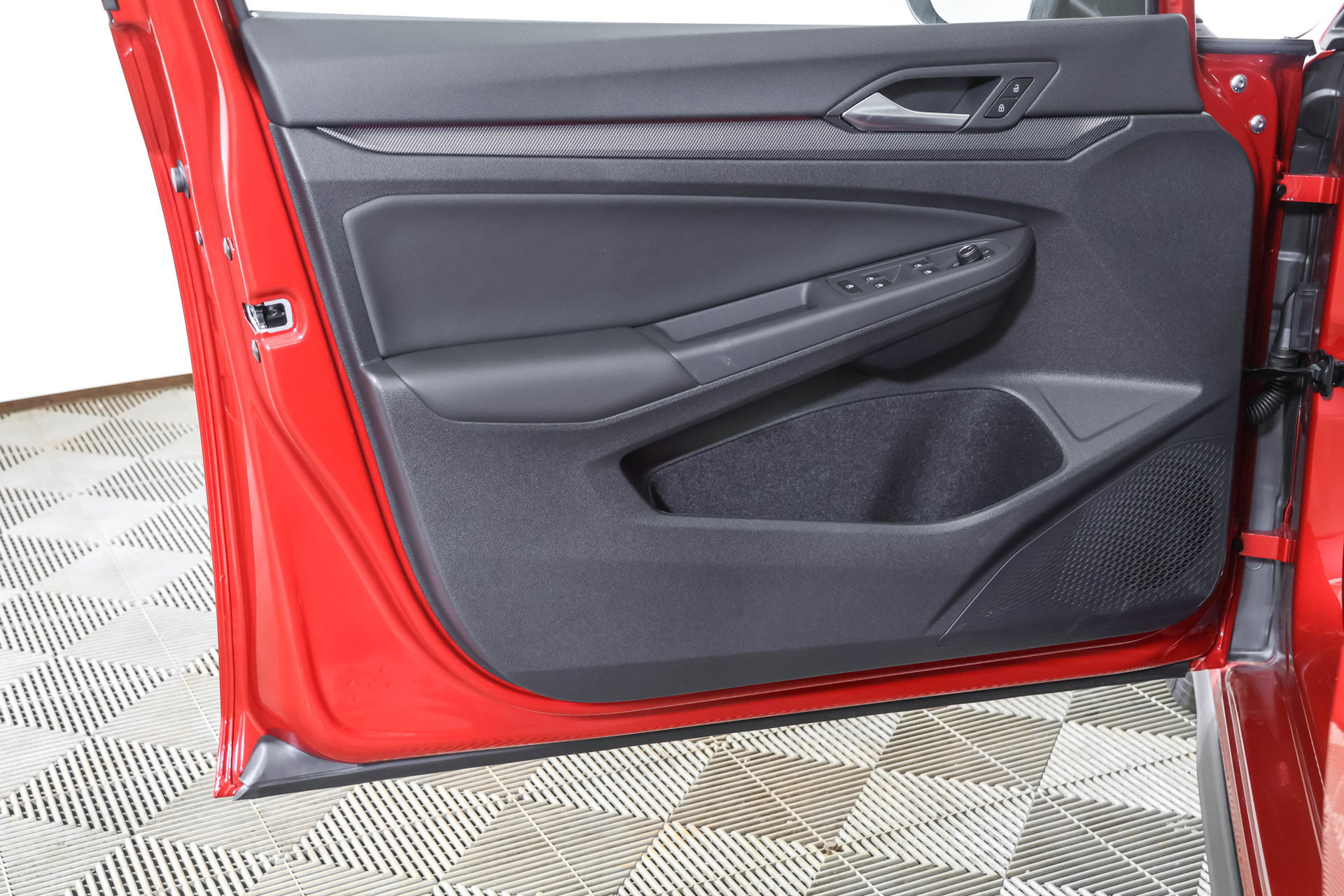 New 2026 Volkswagen GTI SE FWD image 33