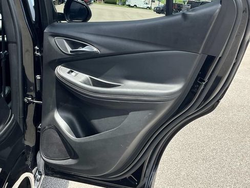 Certified 2021 Buick Encore GX Preferred w/ Sport Touring Package FWD image 21