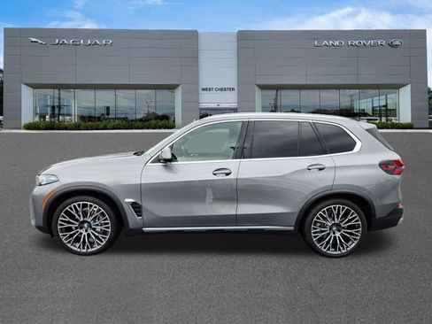 Used 2025 BMW X5 xDrive40i w/ Executive Package AWD/4WD image 5