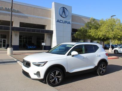 Used 2023 Volvo XC40 B4 Core