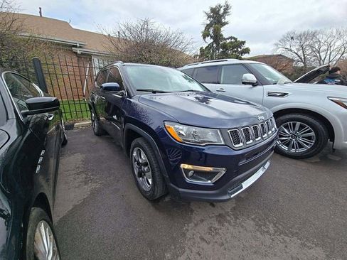 Used 2019 Jeep Compass Limited AWD/4WD image 1