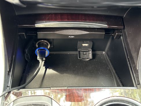Used 2015 Acura TLX w/ Technology Package FWD image 23