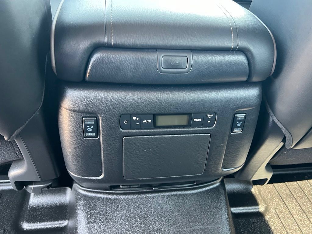 Used 2023 Nissan Armada Platinum w/ Cargo Package AWD/4WD image 24