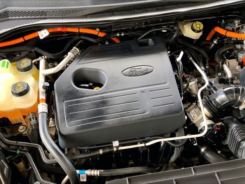 Used 2020 Ford Escape Titanium AWD/4WD image 35