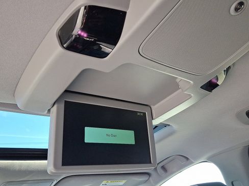 Used 2023 Honda Odyssey Elite image 13